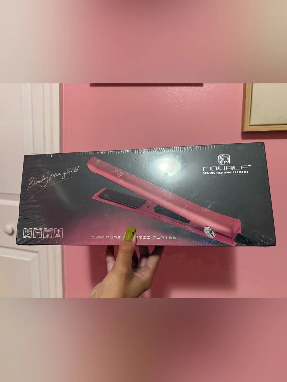 Rouge! Pink Ceramic Hair Straightener